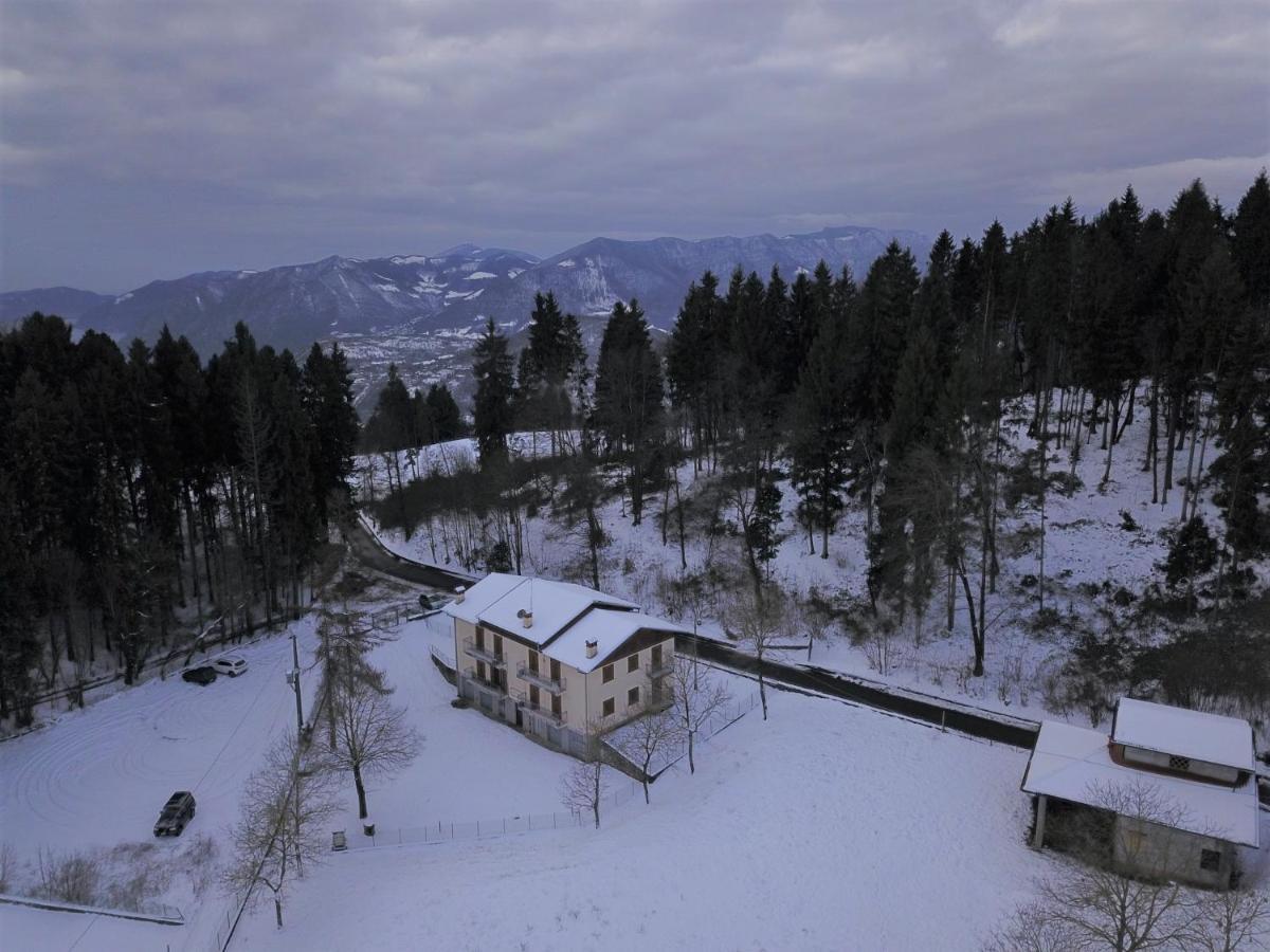 ボッシコGreen House Mountain Lake Iseo Hospitalityアパートメント エクステリア 写真